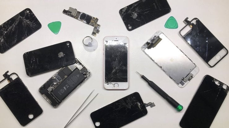 Close-up of various tools for iPhone repair