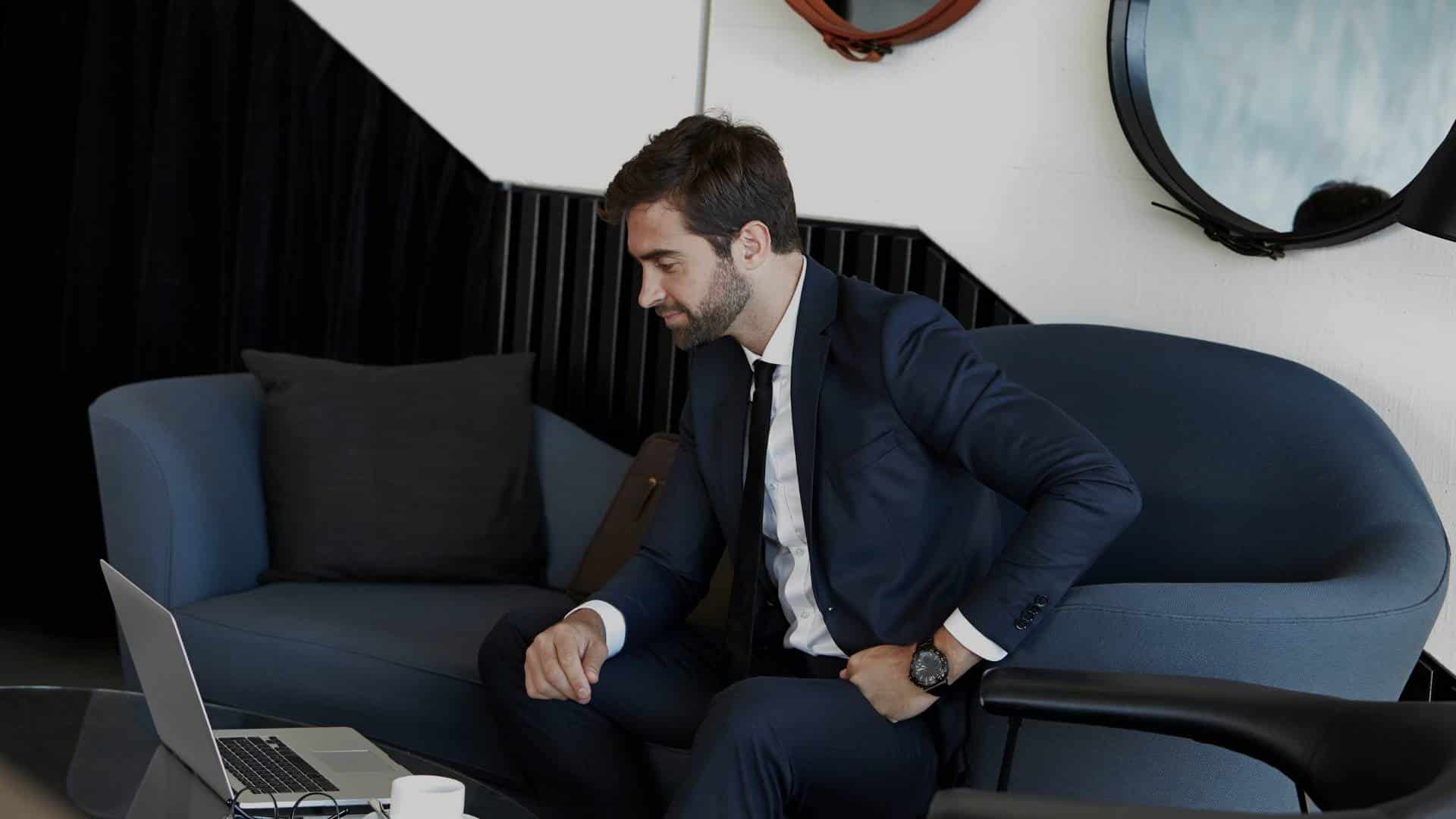 Which Laptop Is Best For Small Business? (Updated 2021) Pronto Arigato