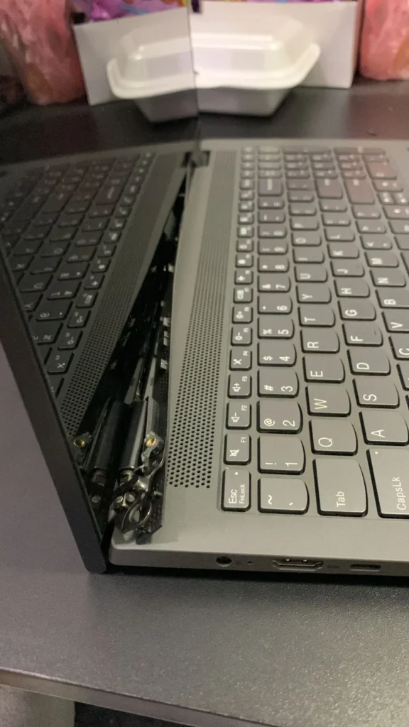 Broken hinge that needs Lenovo laptop hinge repair